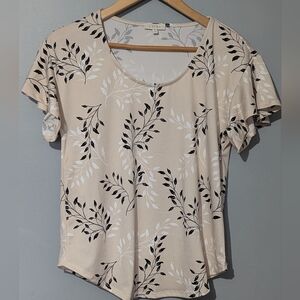 Laura Leaf Print Flutter‎ Sleeves Scoop Neck Women's Small Cream Knit Top